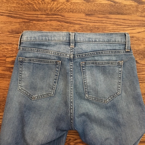 Gap 1969 Girlfriend Jeans - Picture 3 of 5